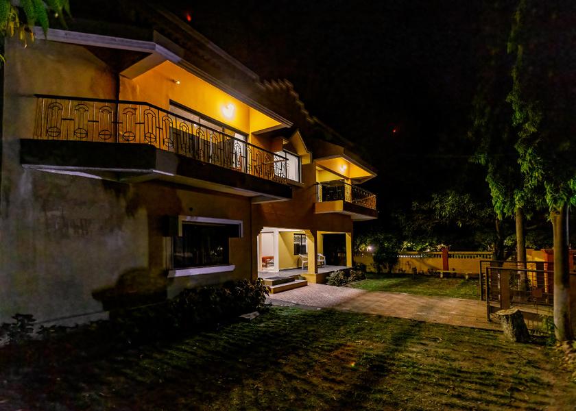 Gujarat Sasan Gir Hotel Exterior