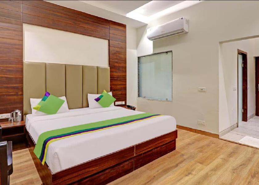 Uttar Pradesh Agra Deluxe Room