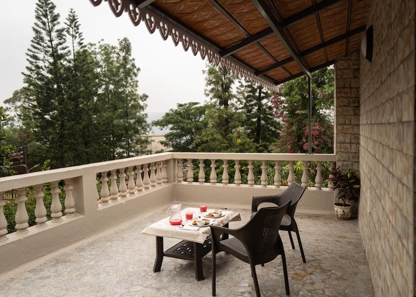 Maharashtra Panchgani Balcony