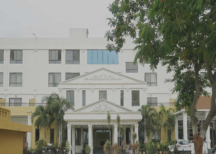 Maharashtra Shirdi Hotel Exterior