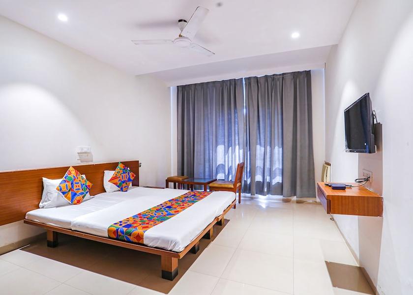Maharashtra Nashik Room