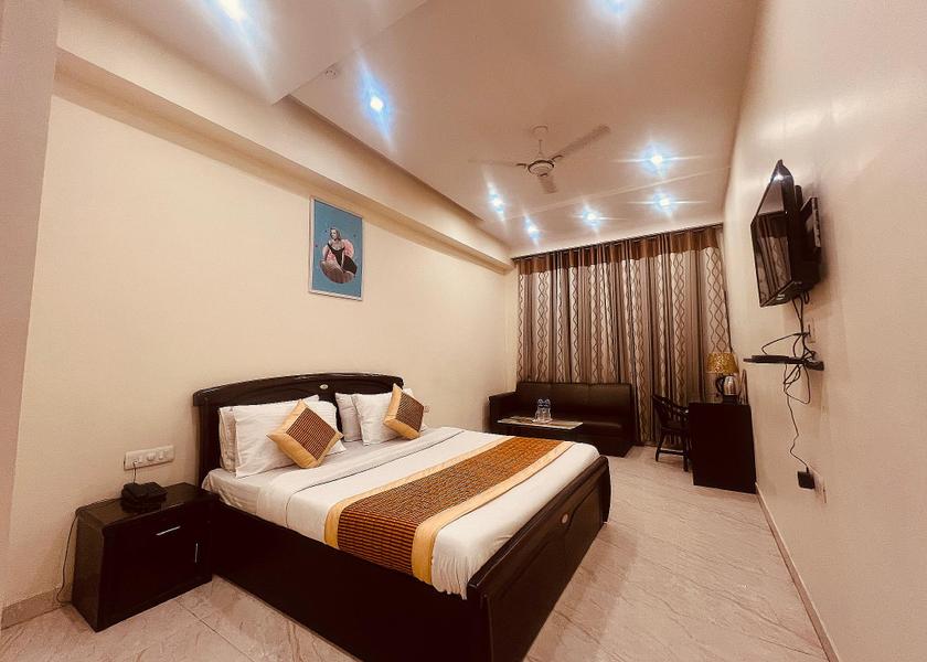 Delhi Delhi 1025