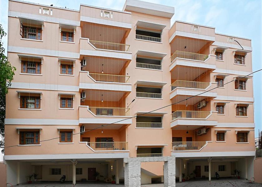 Uttar Pradesh Varanasi Exterior view