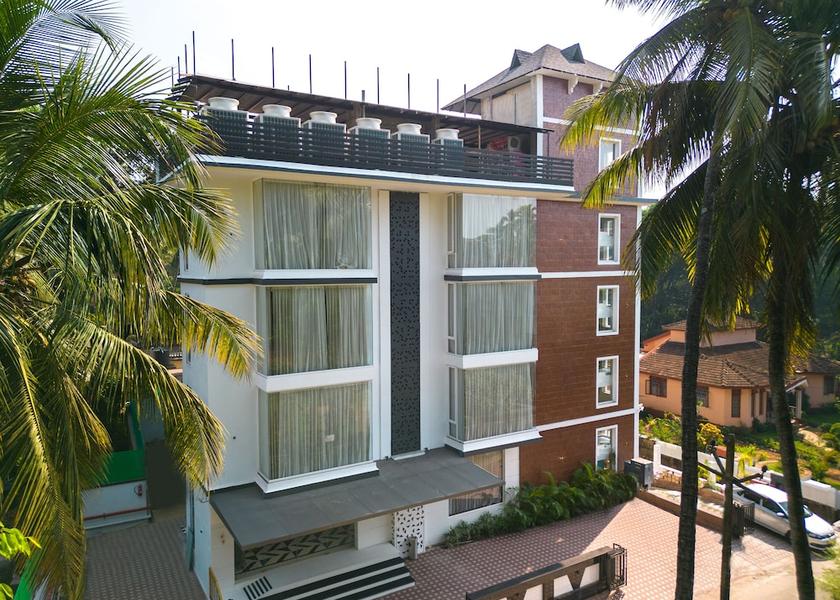 Goa Calangute Front of property