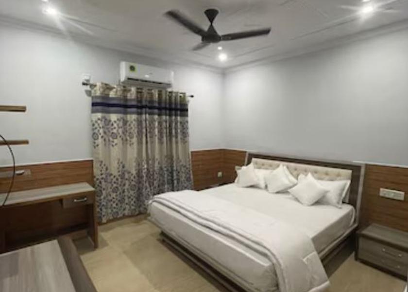 Punjab Ropar Room