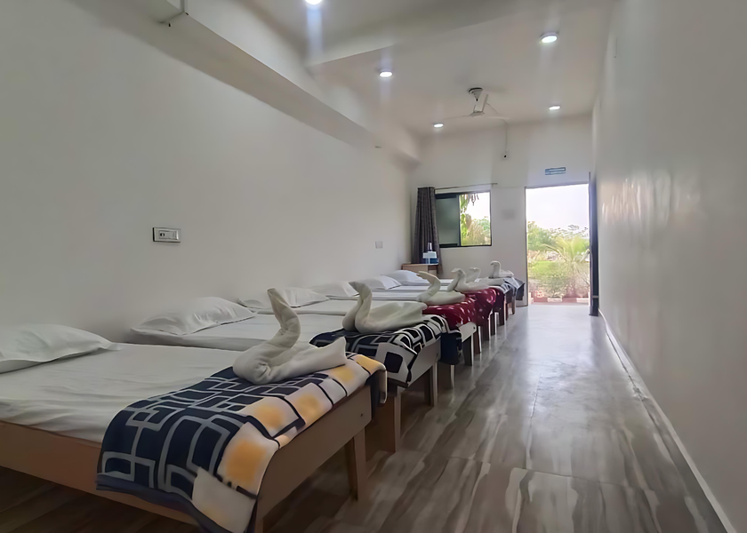 Gujarat Sasan Gir Family Room