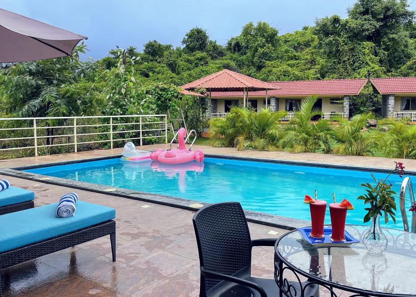 Maharashtra Lonavala Swimming pool