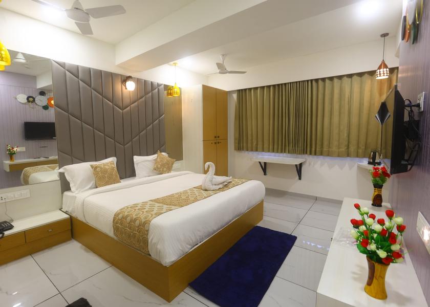 Gujarat Ahmedabad 1025