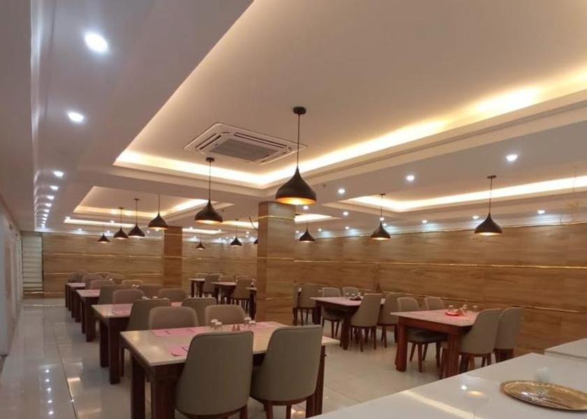 Kerala Thiruvalla Food & Dining