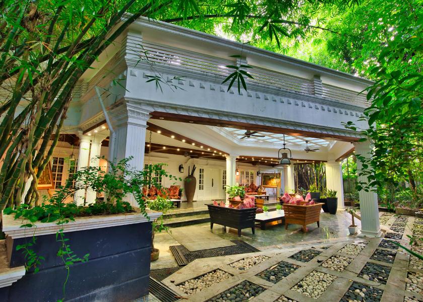 Kerala Thrissur Entrance