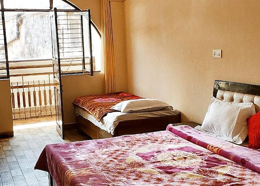 Uttarakhand Mussoorie Deluxe Quadruple Room