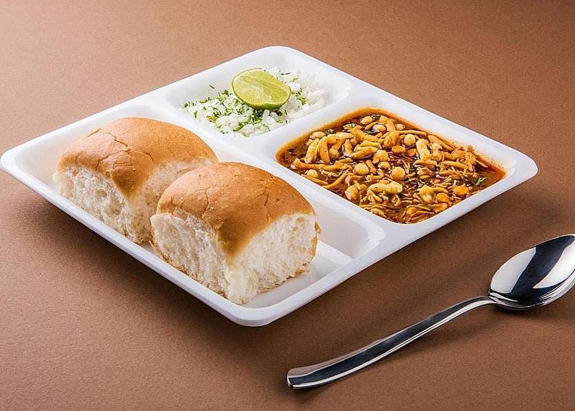 Madhya Pradesh Indore Food and beverages