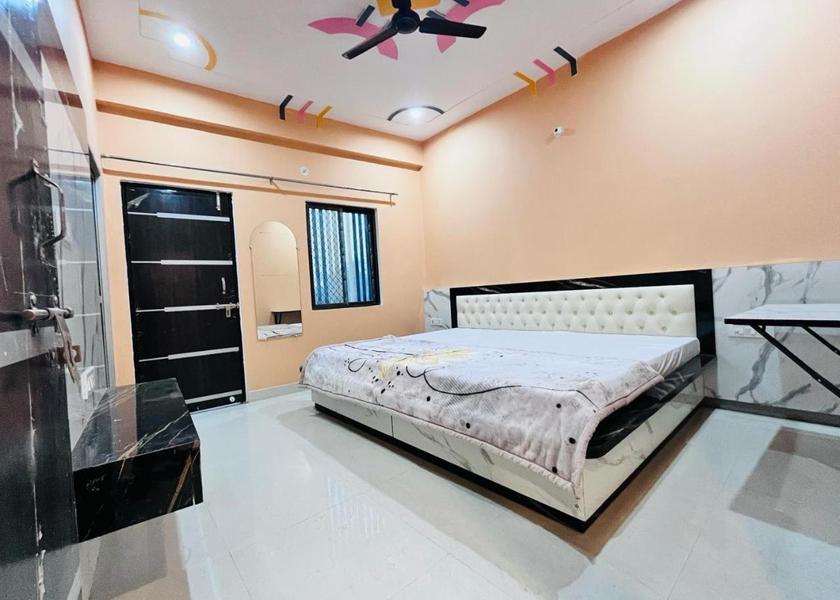 Uttar Pradesh Ayodhya Deluxe Room