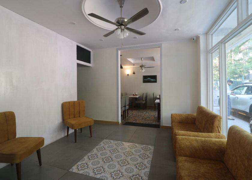 Uttarakhand Nainital Lobby