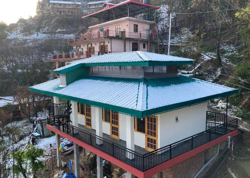 Himachal Pradesh Kandaghat Entrance