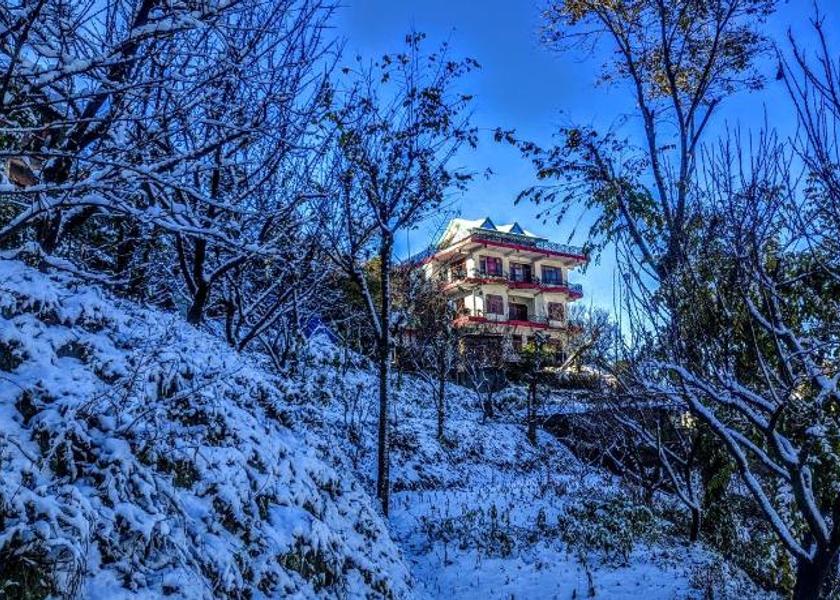 Himachal Pradesh Kandaghat Exterior view