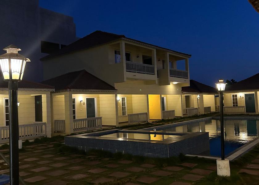 Gujarat Mundra Swimming pool
