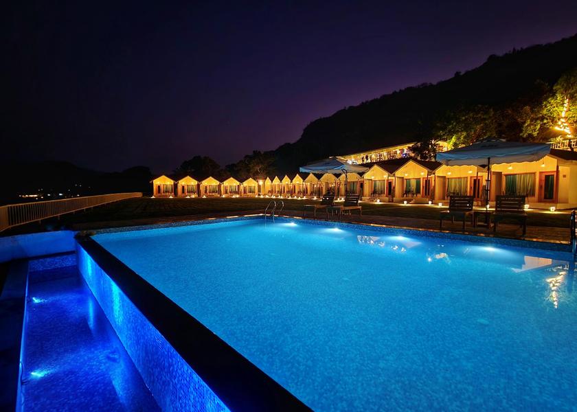 Maharashtra Junnar Swimming pool [outdoor]
