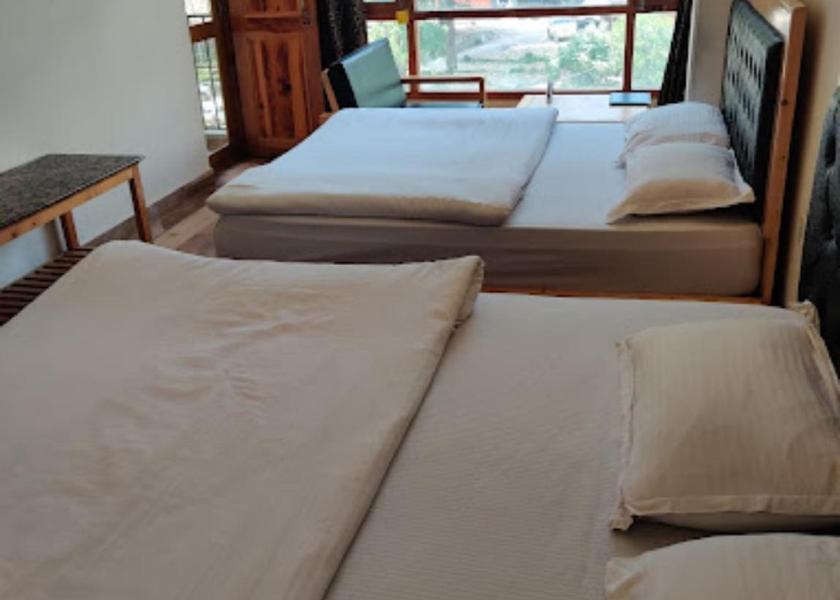 Himachal Pradesh Kasol Deluxe Suite Room