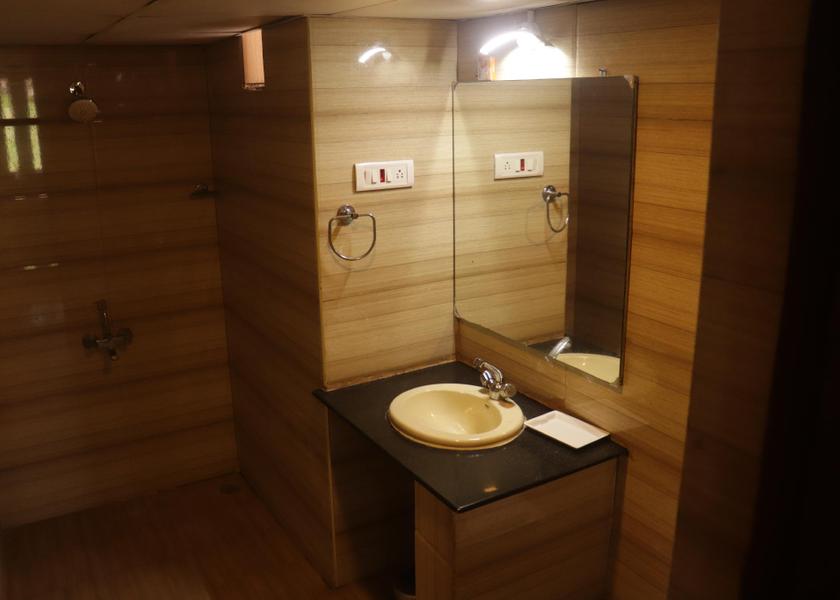 Tamil Nadu Mahabalipuram Deluxe Pool View