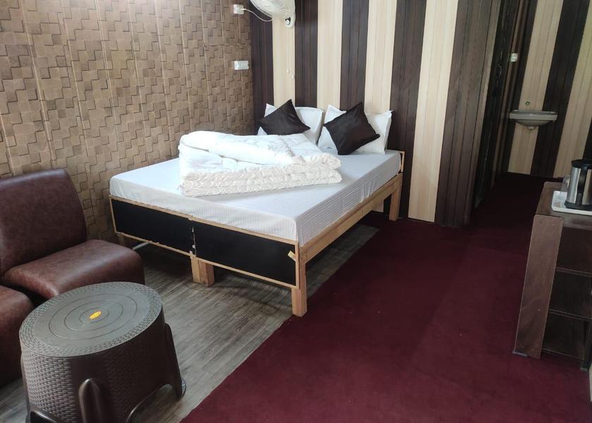 Uttarakhand Barkot Luxury Cottage