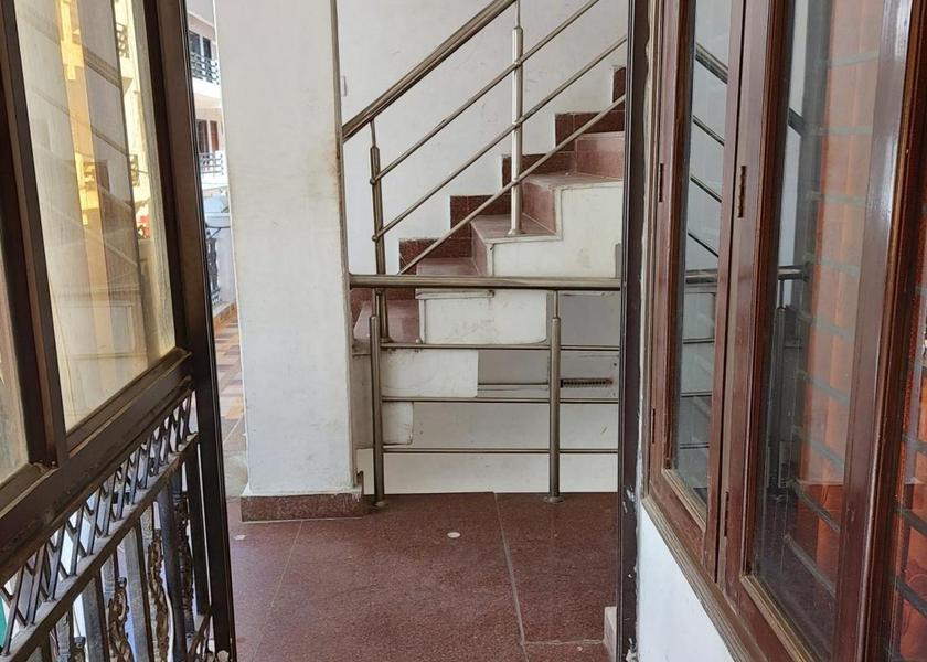 Uttarakhand Nainital Lobby