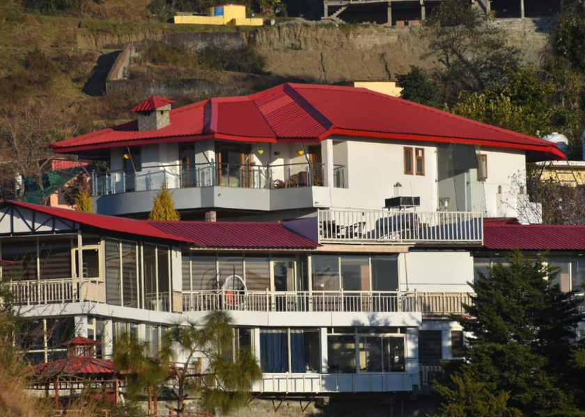 Uttarakhand Bhimtal Hotel Exterior