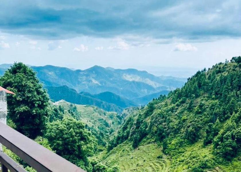 Uttarakhand Dhanaulti Balcony/terrace