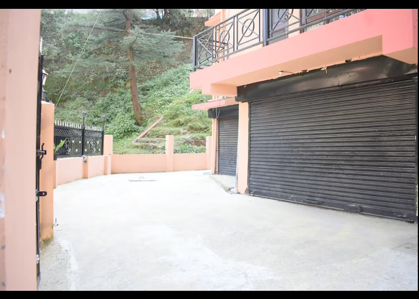 Himachal Pradesh Shimla Parking lot