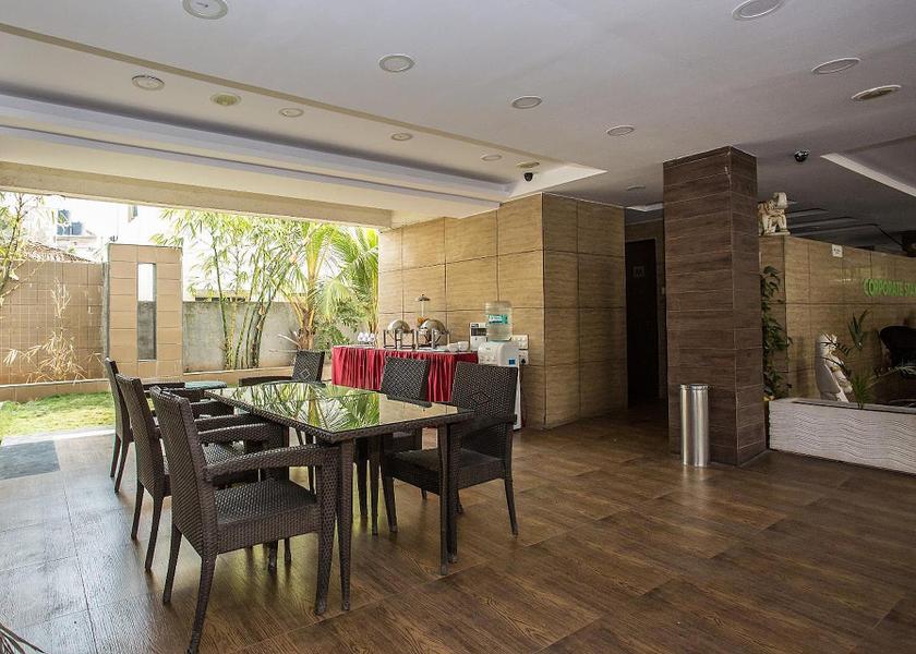 Maharashtra Pune Food & Dining