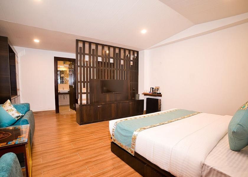 Sikkim Phadamchen Room