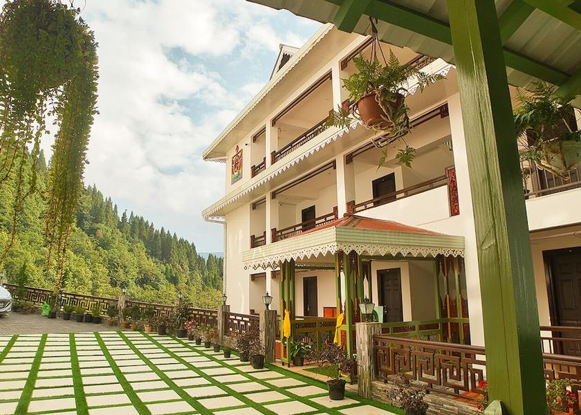 Sikkim Phadamchen Exterior