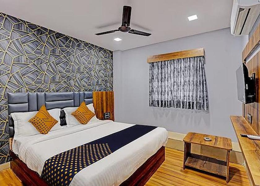 Gujarat Ahmedabad Room