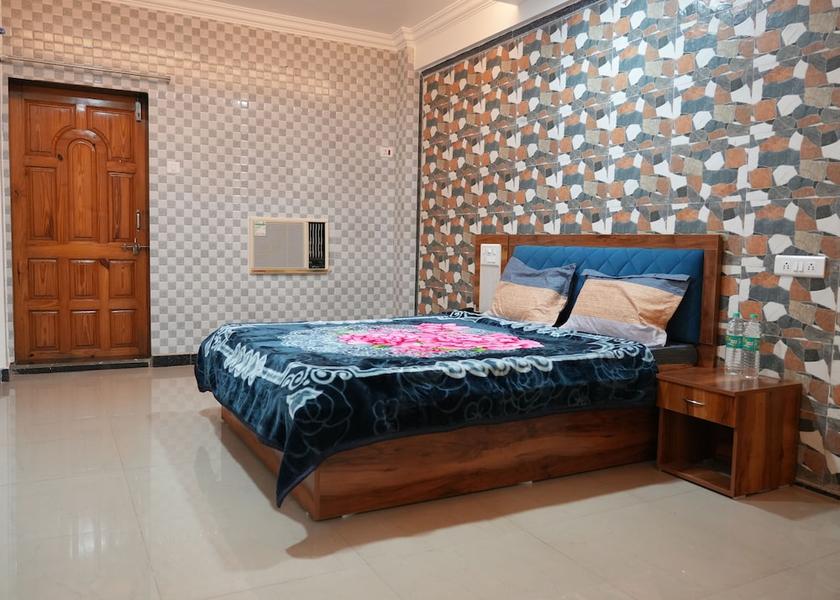 Maharashtra Guhagar Room