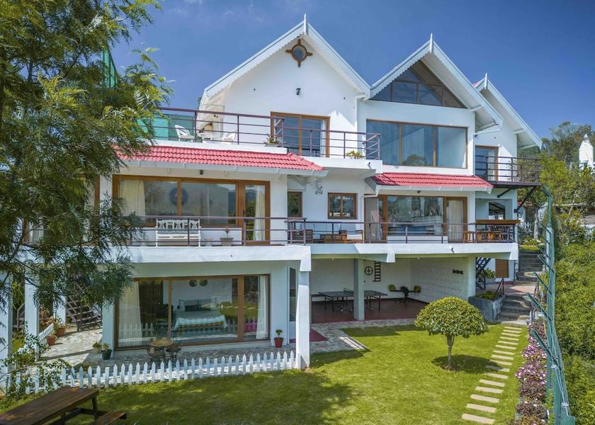 Tamil Nadu Coonoor Front of property