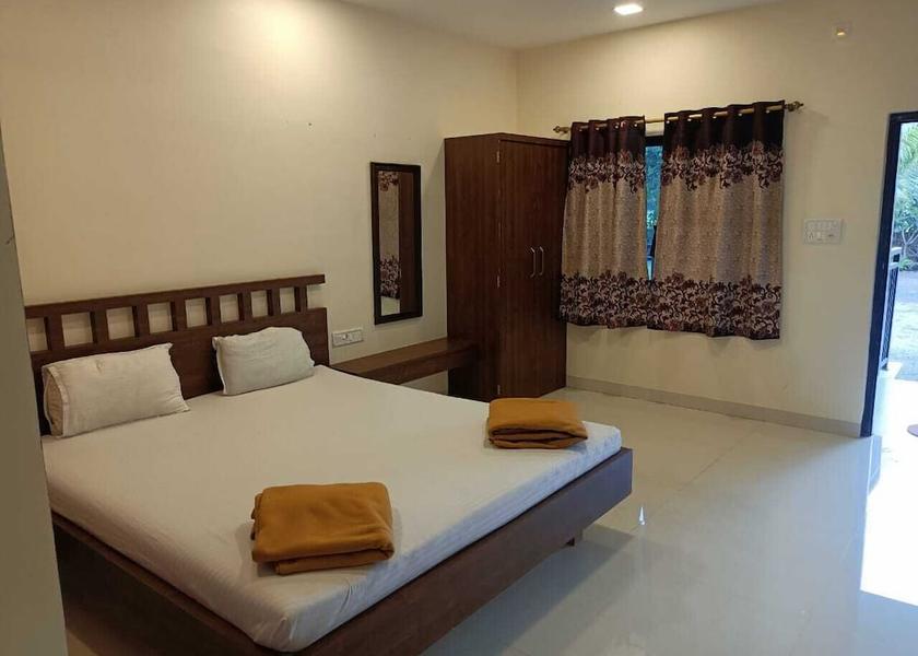 Maharashtra Kashid Room
