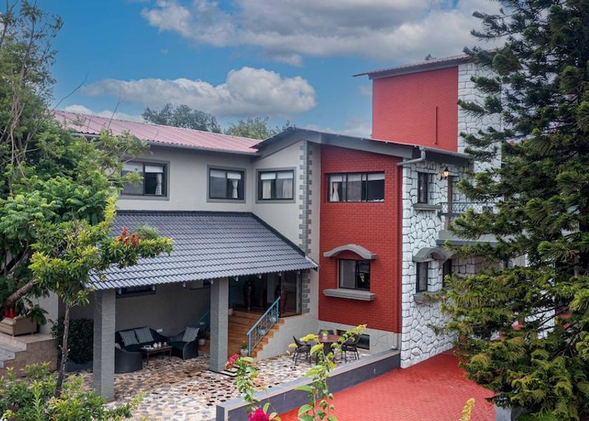 Maharashtra Panchgani Front of property