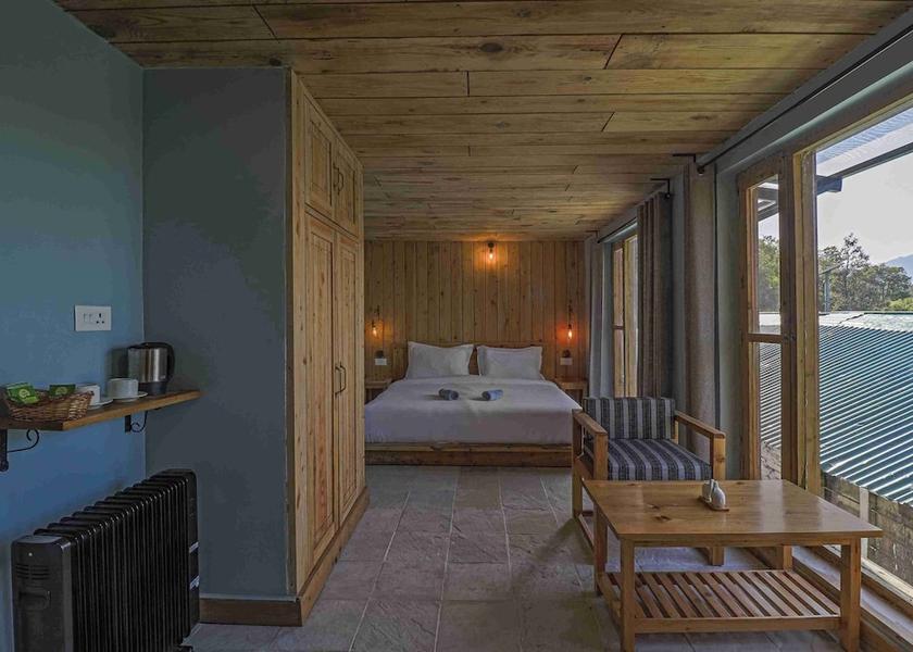 Uttarakhand Mussoorie Room