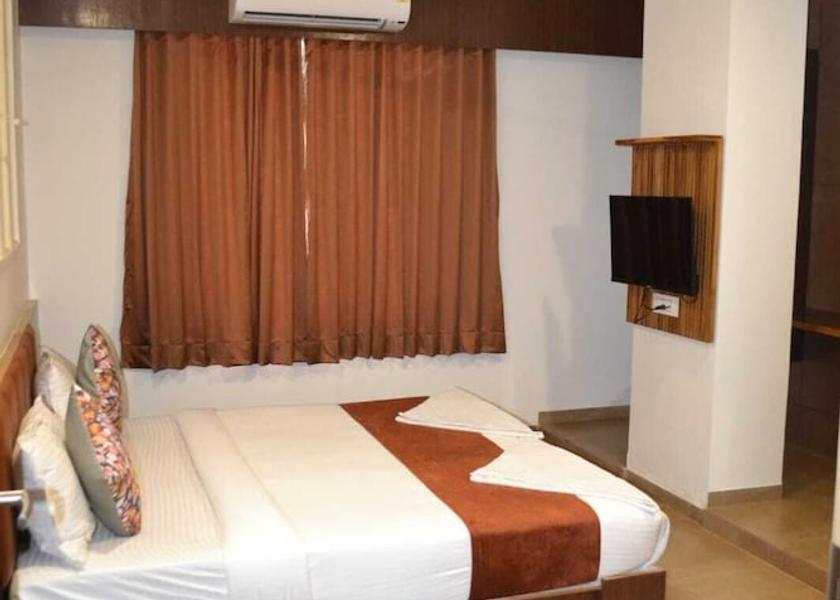 Gujarat Kadi Room