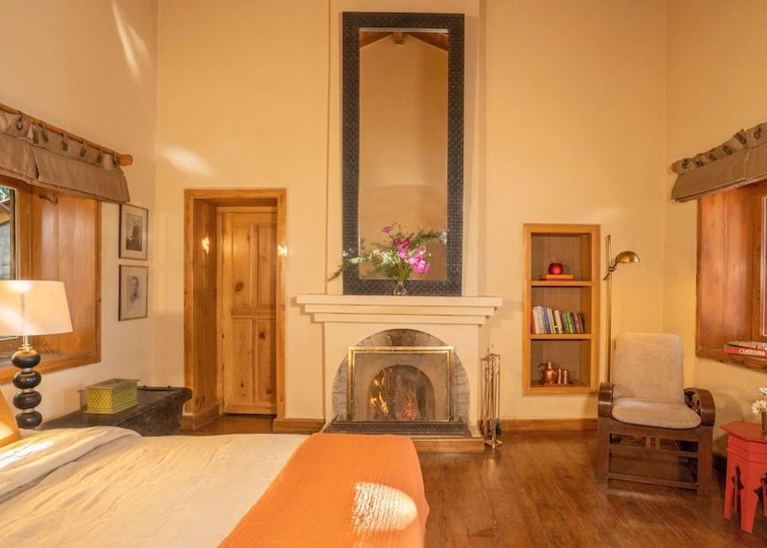 Uttarakhand Binsar Room
