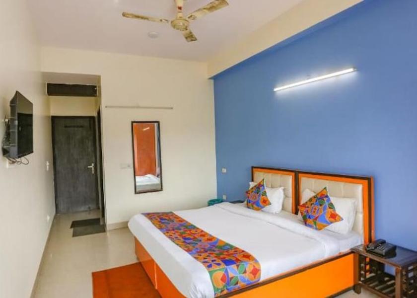 Uttar Pradesh Noida Room