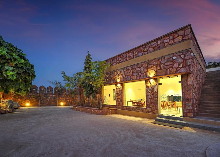 Rajasthan Ranthambhore Fort Dining room