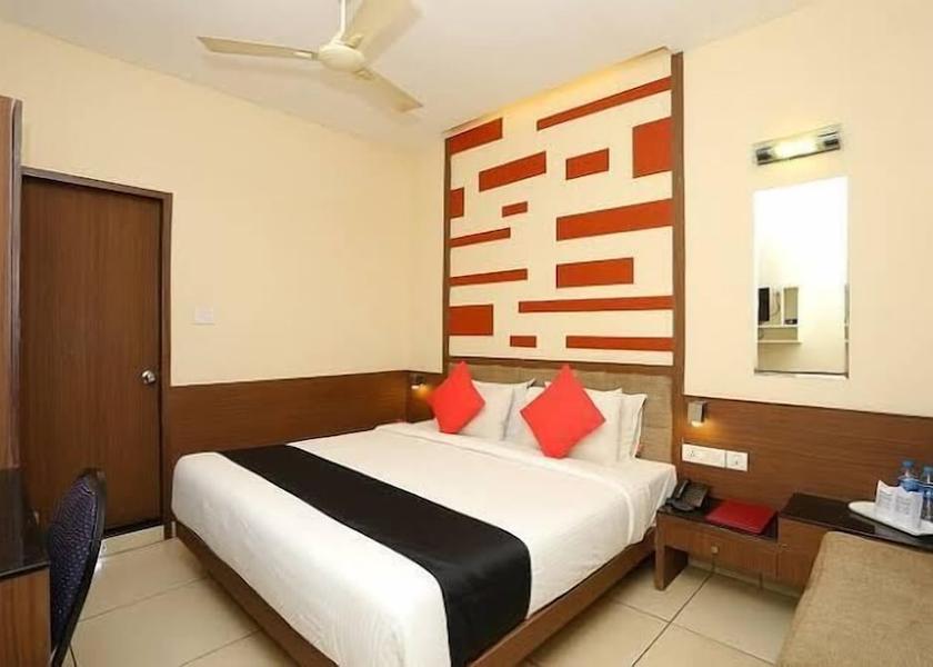 Kerala Thrissur Room