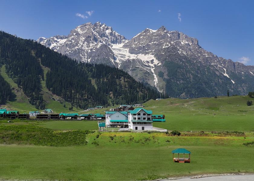 Jammu and Kashmir Sonamarg Hotel View