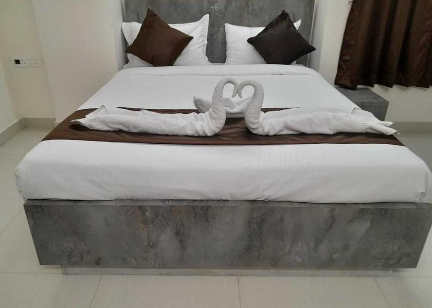 Maharashtra Pune Room