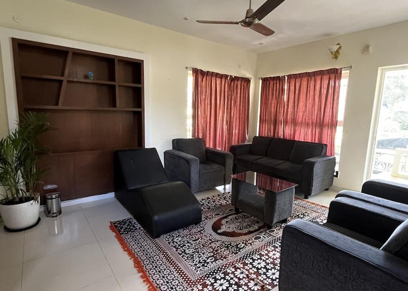 Tamil Nadu Kodaikanal Living area