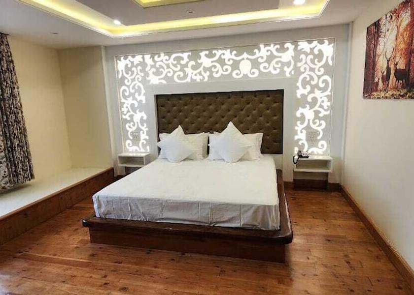 Himachal Pradesh Narkanda Room