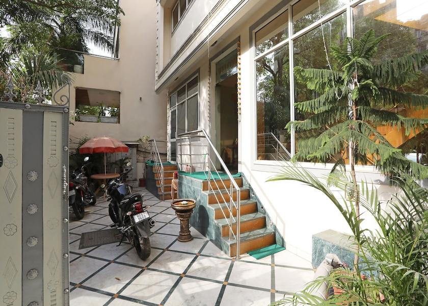 Haryana Gurugram Property entrance
