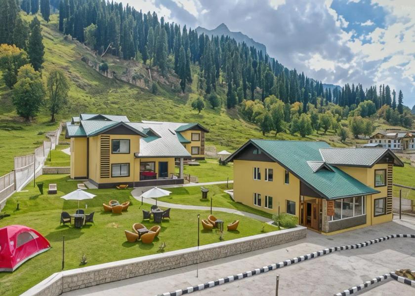 Jammu and Kashmir Sonamarg Hotel View