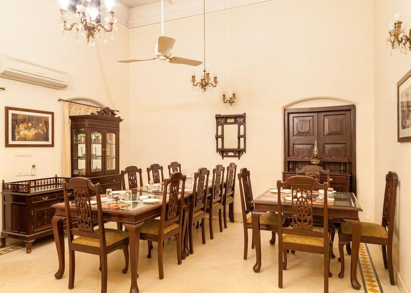 Madhya Pradesh Pachmarhi Dining